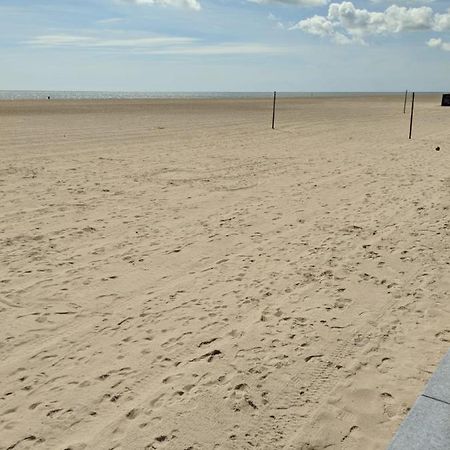 Sea Views By Beach - Spacious 4 Bed Family House Great Yarmouth Exterior foto